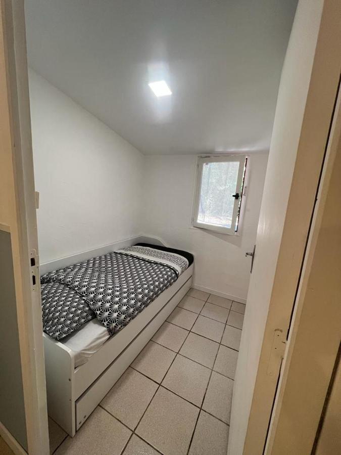 8-Gite 5 Personnes Avec Piscine Saint-Aubin-de-Nabirat Exterior photo